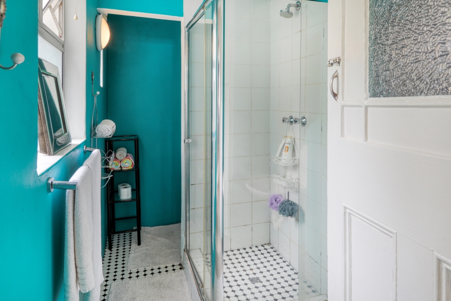 2 Bedroom Property for Sale in Gardens Western Cape